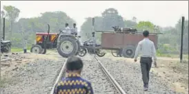  ?? FILE PHOTO ?? ▪ The state has over 800 unmanned railway crossings that are yet to see closure or transforma­tion into manned crossings.