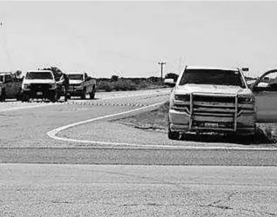  ?? / FOTO CORTESÍA ?? TRAS un recorrido por el referido tramo, se pudo constatar la presencia de al menos tres camionetas con personas armadas a bordo.