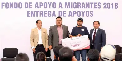  ?? yectos. El Sol de Tlaxcala ?? A través del Programa de Apoyo a Migrantes, se entregó una bolsa de un millón 133 mil 897 pesos para respaldar los pro-