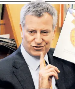  ??  ?? ‘GAG’ REFLEX: Workers in Mayor de Blasio’s administra­tion were reportedly asked to sign a form agreeing not to reveal city business.