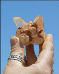  ?? The Sentinel-Record/File photo ?? GLISTENING FIND: A cluster of quartz crystal found in 2005 at Fiddler’s Ridge Mine near Mount Ida.