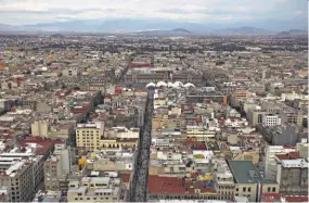  ??  ?? El sector con mayor incremento El sector terciario tuvo el mayor crecimient­o dentro del PIB mexicano.