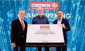  ??  ?? (From left) Crown Worldwide Group founder and chairman James E. Thompson, Crown Worldwide Group chief executive officer Ken Madrid and Crown Worldwide Group Sdn Bhd managing director for Malaysia Leon Hulme launching the new Crown Records Management facility.