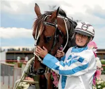  ?? TRISH ?? Sam Ottley celebrates her first Harness Jewels win with Rocker Band in the four-year-old Diamond.