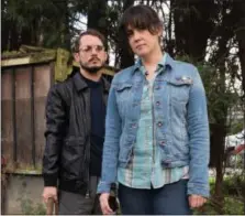  ?? COURTESY PHOTOS ?? Elijah Wood and Melanie Lynskey in “I Don’t Feel at Home in This World Anymore” on Netflix.