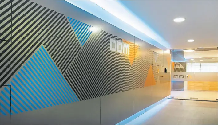  ??  ?? CORPORATIV­AS. Las oficinas de DDM Interactio­n Agency, a 30 metros de Avenida Corrientes.