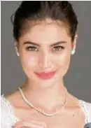  ??  ?? Anne Curtis