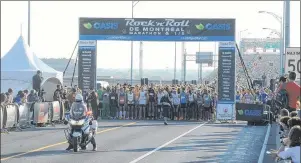  ?? SUBMITTED PHOTO ?? Runners assemble at the beginning of the Rock ‘n’ Roll Oasis Montreal Marathon in this file photo from the group’s Facebook page. Race organizers cancelled Sunday’s marathon amid concerns about hot and humid weather.