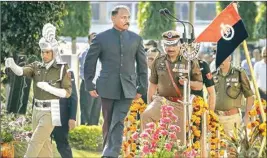  ?? PTI ?? First Lieutenant Governor of Jammu and Kashmir, Girish Chandra Murmu, inspects the guard of honour at Civil Secretaria­t following the annual 'Darbar Move', in Jammu, Monday
