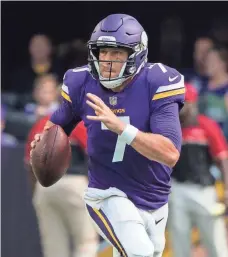  ?? BRAD REMPEL, USA TODAY SPORTS ?? Vikings QB Case Keenum engineered an upset of the Bucs with three TD passes Sunday.