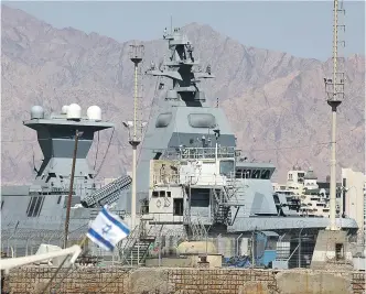  ?? ?? El buque de la Armada israelí participó en la intercepta­ción de misiles durante el ataque.