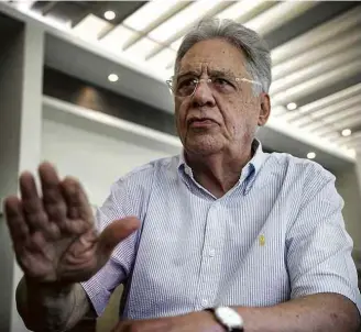  ?? Marlene Bergamo - 6.dez.2017/Folhapress ?? O ex-presidente Fernando Henrique Cardoso durante entrevista a Folha, no ano passado