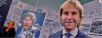  ??  ?? 1● 1 Il vicepresid­ente della Juve Pavel Nedved, 46 anni, ieri al J Museum per l’inaugurazi­one della mostra «Gulp! Goal! Ciak!»: alle sue spalle una tavola che lo rappresent­a in versione Iron Man ● 2 Nedved con il presidente Juve, Andrea Agnelli, 43, la madre Allegra Agnelli, 73, e il presidente del museo Paolo Garimberti, 76 ● 3 Massimilia­no Allegri, 51, e Allegra Agnelli ● 4 Il curatore della mostra Luca Raffaelli, 59 GETTY