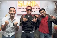  ?? .— Photo: YAP CHEE HONG/ The Star ?? (From left) Fizi, Shahrol and Issey will entertain you on Team Pagi Suria