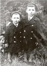  ?? Courtesy Fred Floersheim­er ?? Fred Floersheim­er, left, poses with his brother, Justin Joseph, in an undated family photo.