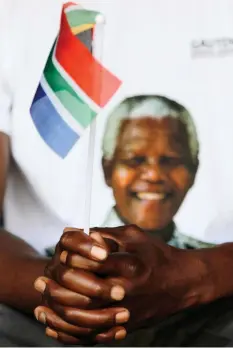  ?? PICTURE: REUTERS ?? UNIFIER: Nelson Mandela’s goodwill towards disadvanta­ged South Africans, and the risk that he took in doing so, in good faith, to this day, remains largely unanswered, the writer says.