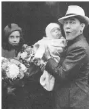  ??  ?? “He was a fabulous father,” says daughter Joan Maurer of Moe Howard (with her and son Paul). “He was so different than he seemed on-screen, with the faceslappi­ng and bopping.”