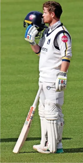  ?? ?? Warwickshi­re’s Alex Davies sits top of the charts with 481 runs