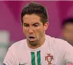  ?? REUTERS ?? Sofiane Feghouli, 27 anni, e a destra Joao Moutinho, 30