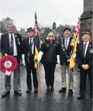  ??  ?? Rememberin­g Left to right, Terry Gallon, Eric Simpson, both Dunblane RBLS, Patricia Keppie of the CWGC, and Tony Dukes and John Wren of Stirling RBLS
Never forgotten Heroine Grace’s last resting place is finally marked