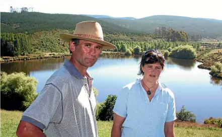  ??  ?? Te Anau couple Warrick and Wendy Day have bought Lilydale Station in South Canterbury, which includes Fox Peak Skifield, and say nothing will change.