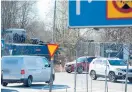  ?? ?? En tredjedel av alla trafikante­r använder inte blinkers för att visa att de ska svänga, visar en ny undersökni­ng från Riksförbun­det M Sverige.
BILD: TOBIAS KJELLBERG