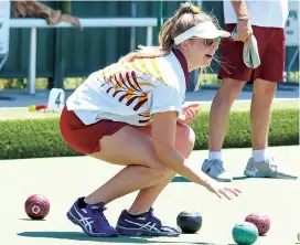  ?? ?? Drouin Skip Samantha Atkinson tells a teammate where to place the bowl in Division One on Saturday.