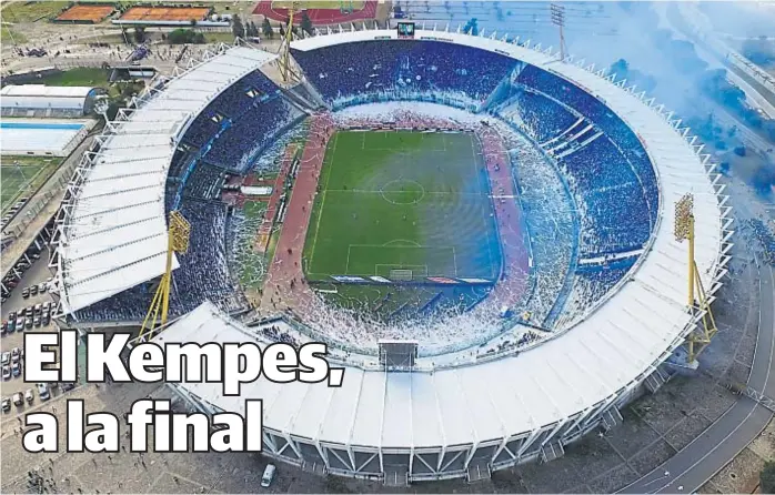  ?? (LA VOZ/ARCHIVO) ?? Coloso. Desde su remodelaci­ón en 2010, el estadio volvió a ser escenario de torneos de seleccione­s, de eliminator­ias y de clubes. Ahora, albergaría la final de la Sudamerica­na 2020.