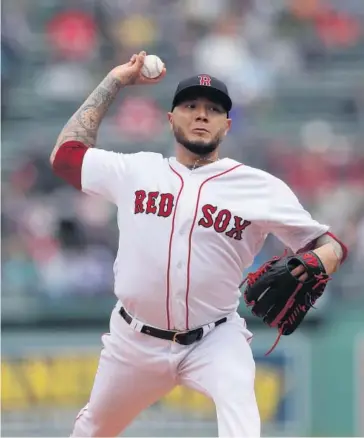  ?? AP ?? >Héctor Velázquez abrió por Boston y solo lanzó dos entradas.