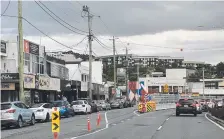  ?? ?? Stage 3 light rail constructi­on adjacent to the Nobby Beach shopping precinct. Picture: Mohammad Alfares