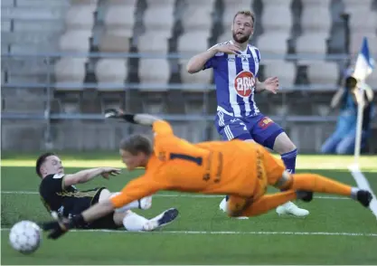  ?? FOTO: LEHTIKUVA/HEIKKI SAUKKOMAA ?? Nio mål har Joao Klauss redan gjort i ligan. Mot SJK blev det två baljor.