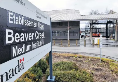  ?? CP PHOTO ?? Signage is seen at the Beaver Creek Medium Institutio­n, in Gravenhurs­t, Ont., Wednesday.