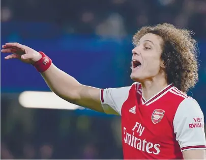  ??  ?? David Luiz espera saber em breve se o Arsenal conta consigo por mais uma temporada