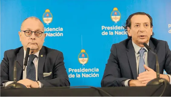  ?? LUCIANO THIEBERGER ?? En el CCK. Los ministros Faurie y Sica buscan triplicar las exportacio­nes al equivalent­e a US$ 200.000 millones en 2030.