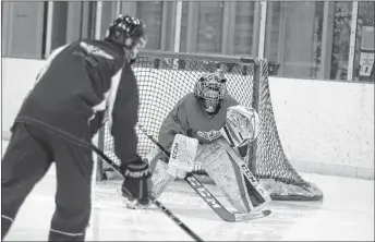  ?? KEVIN ADSHADE/THE NEWS ?? Goaltender Thomas Gariepy is shown at a major bantam Bombers practice on Nov. 6.