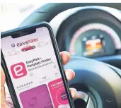  ?? FOTO: BEIER (ARCHIV) ?? Die Firma Easypark ist einer von fünf Anbietern, über die Parkgebühr­en über das Smartphone bezahlt werden können.