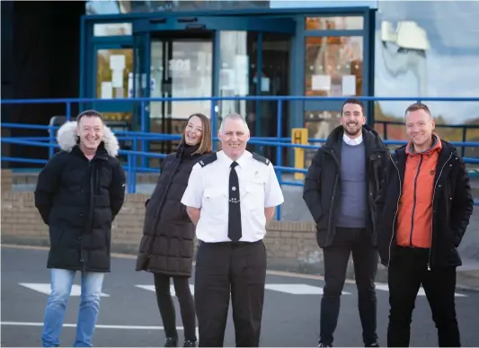  ?? Photos: Mark Shields ?? Pictured left- right: Robert, Natalie, Rab Kerr, Gary, and David