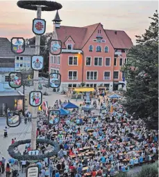  ?? FOTO: AIMÉE JAJES ?? Sollte es bei der guten Wetterprog­nose bleiben, steigt am Samstag, 15. Juli das Stadtfest in Lindenberg.