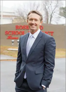  ?? JENNIFER ELLIS/THREE RIVERS EDITION ?? Chris Nail, the current superinten­dent for the Rose Bud School District, was hired during Monday’s Beebe School Board meeting to replace the retiring Belinda Shook as Beebe superinten­dent.