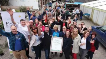  ??  ?? The judges Dee Laffan and Aoife Carrigy visited Rathcormac Artisan Food and Craft Market where they met with Sligo Food Trail members who showcased the trail and array of locally produced food.