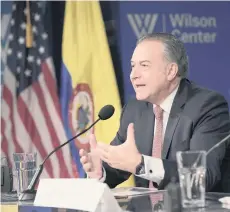  ?? EFE ?? El vicepresid­ente Óscar Naranjo habla durante una conferenci­a en Washington.