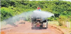  ?? FOTO: EL HERALDO ?? Al menos 27 kilómetros de la carretera que conduce a Punta Ratón se está mejorando.