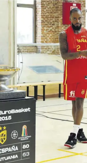  ?? ?? El escolta Lorenzo Brown, durante la presentaci­ón ayer del equipo español en el centro deportivo madrileño Daoíz y Velarde