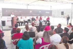  ?? ?? l El gobernador Alfonso Durazo, acompañado de funcionari­os federales y estatales, inauguró ayer el Centro de Justicia para la Mujer en San Luis Río Colorado.