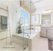  ??  ?? Master Bath