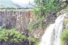  ??  ?? Photo shows the Orkhon waterfall located in the Ovorkhanga­i province, Mongolia.