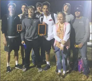  ?? Submitted photo ?? MEET CHAMPS: Fountain Lake’s senior boys’ team took first place Thursday in Magnet Cove’s Panther Relays.