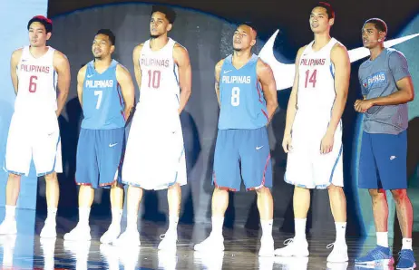  ?? JOEY MENDOZA JR. ?? Team Gilas Pilipinas players, from left, Jeff Chan, Jason Castro, Gabe Norwood, Calvin Abueva, Japeth Aguilar and Jordan Clarkson, during the launching of the new jersey of Gilas Pilipinas at Shangri-La Global City Taguig.