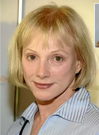  ??  ?? Sondra Locke in 2007 and, top right, with Clint Eastwood in 1981.