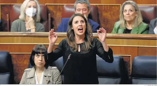  ?? J. C. HIDALGO, EFE ?? Irene Montero, ayer en la sesión de control al Gobierno en el Congreso de los Diputados.